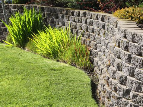 How To Build A Retaining Wall With Landscape Blocks On A Slope