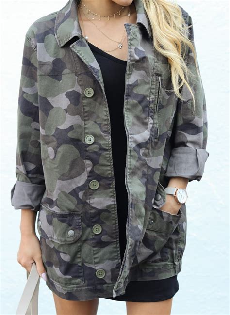 Camo Jacket Outfit Idea To Wear Right Now And The Perfect Camo Jacket