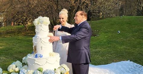 Matrimonio Silvio Berlusconi E Marta Fascina Foto