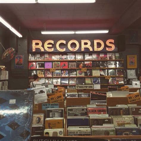 Record Shop Music Aesthetic Vintage Aesthetic Vinyl Records Aesthetic