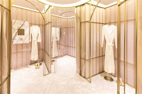 Luxury Fitting Rooms At The La Perla Shanghai Plaza 66 Boutique