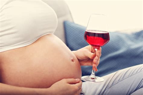 No Amount Of Alcohol Safe During Pregnancy News The University Of