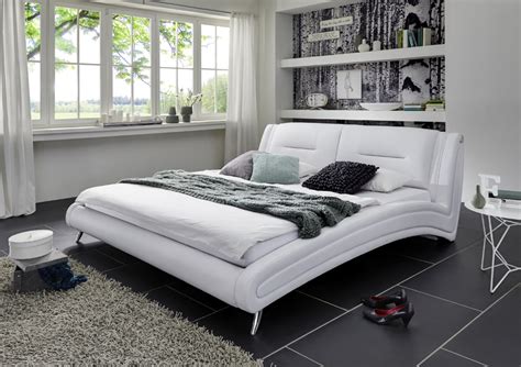 Aber auch bei unruhigem schlaf bietet ein bett in 120x200 cm einer. SAM® Polsterbett Doppelbett 140 x 200 cm weiß Swing