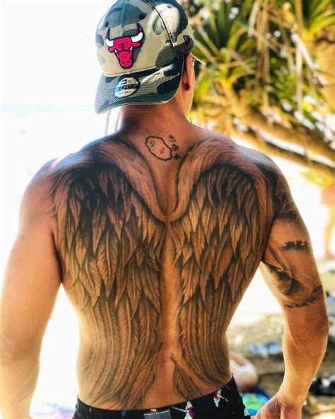 25 Stunning Angel Wing Tattoos For Men LaptrinhX