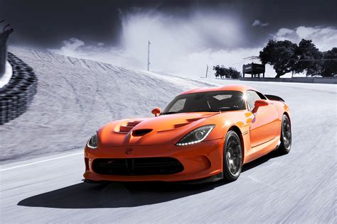 Genting king of the mountain. DODGE SRT Viper specs & photos - 2012, 2013, 2014, 2015 ...
