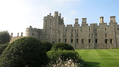 Windsor Castleenglandcastlewindsorroyal Free Image From