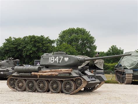 Фотографии Т 34 танк T 34 85 Tankfest 2015 военные