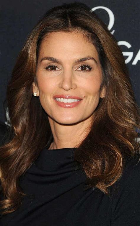 Cindy Crawford Confiesa Sus Secretos Para Seguir Luciendo Como Una Supermodelo E Online