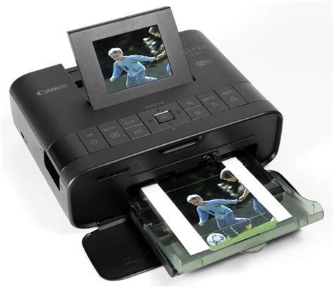 While vast improvements in camera phone technology have more of us relying on the camera that's always with you more than ever before, we also seem to be printing our photographs less and less. iPhone Photo Printer Comparison: Pick The Best Printer For You
