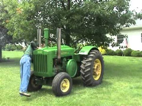 How to start a john deere model d. Starting a John Deere D - YouTube