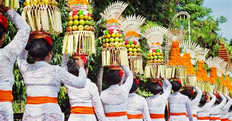 Revel in the celebrations of Galungan & Kuningan - Berger Blog