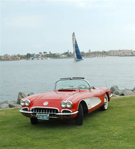 The refinements to the 1960 corvette did not end with the engine. 1960 Corvette C1: New Quad Headlight Body Style