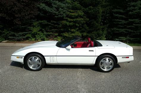 1989 Convertible Corvette Chevy White Sports Classic Car