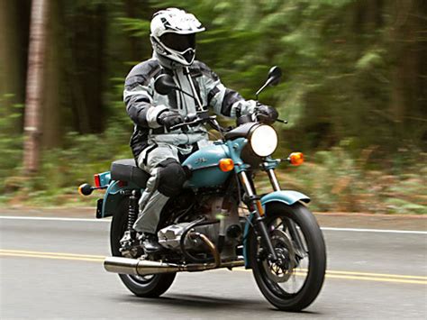 But the new ural st has extended the classic the company says, think of it as a bike that could have been produced by ural in the 1970s if the. Ural Solo sT Review - The Ural Unleashed from its Sidecar ...