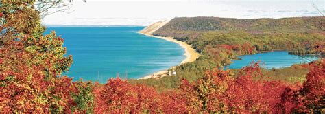 Fall Is The Perfect Time To Experience The Sleeping Bear Dunes In