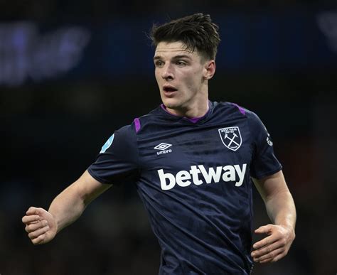 Chelsea's interest in declan rice might cool under thomas tuchel, but the west ham midfielder is up there with the best in his position. Is Declan Rice the right man to replace Jorginho at Chelsea?