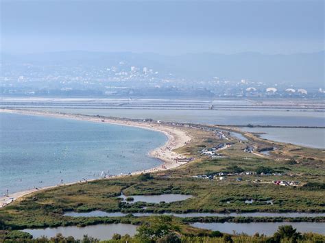 Plus de 1 500 locations de vacances à partir de € 57 par nuit. A bord de THIRA: Jeudi 12 juin 2014 : ANSE FABREGAS ...