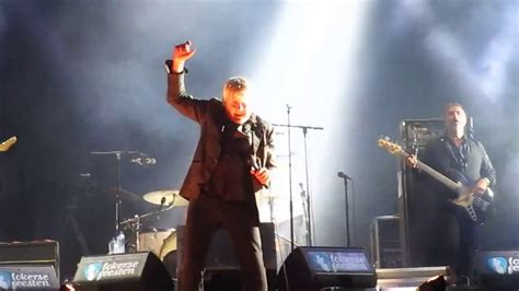 The offspring komt naar lokerse feesten. "Oh La La" Tjens Matic / ARNO @ Lokerse Feesten 2017 - YouTube