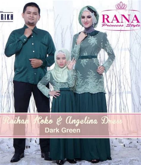Acara resepsi pernikahan akan semakin hangat dan romantis bila diiringi dengan musik atau lagu yang sesuai. 25+ Model Baju Seragam Keluarga Untuk Pesta Pernikahan Terbaru 2018 - Model Baju Keluarga Terbaru