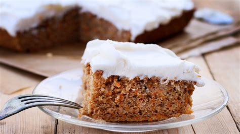 Spread lemon cream cheese frosting between layers and on top and sides of cake. Carrot Cake with Vanilla Cream Cheese Frosting in 2019 ...