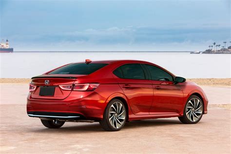 The 2021 honda civic carries a braked towing capacity of up to 800 kg, but check to ensure this applies to the. Honda Civic Gen11 (2021) เปิดตัวพร้อมกันทั่วโลก 17 ...
