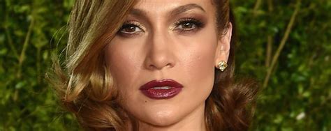 Jennifer lopez, bella hadid und weitere stars zeigen. Naturschönheit: Jennifer Lopez strahlt völlig ungeschminkt ...