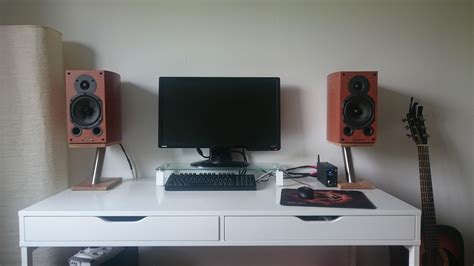 My Bedroom Setup 170 Speakers 200 Amp 20 Diy Speaker Stands