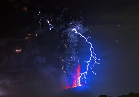 Calbuco Volcano See Stunning Photos From The Chilean Volcano Time