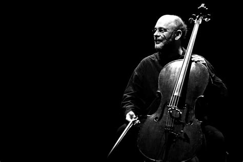 Jaques Morelenbaum El Virtuoso Cellista Brasileño Aprendí Mucho Más Con La Música Popular Que