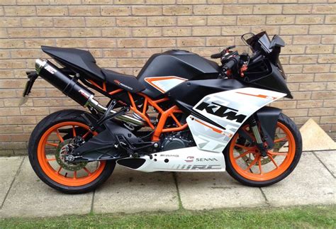 The ktm rc 390 is a supersport motorcycle which was first brought to the market in 2014 and remained the same until ktm gave it an updated look for 2017, completely changing the exhaust system to a side exit version. KTM RC 390 High Level (2014-15) Exhaust - GALLERY