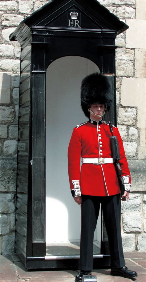 Photos Another Red Pin Royal Guard Tower Of London Portrait