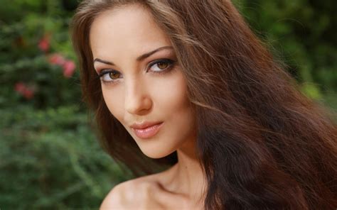 Anna Sbitnaya Slim Brunette Ukrainian Model Girl Wallpapers X Wallpaper Juicy