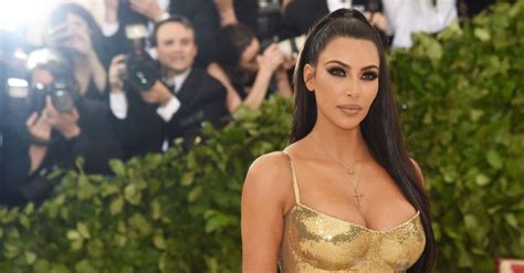 Kim Kardashian Goes Hot Tubbing In Nude Bikini For Kuwtk Finale