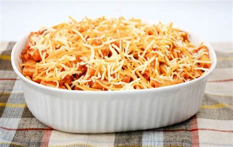 4 Ingredients Hamburger Casserole Cheekykitchen