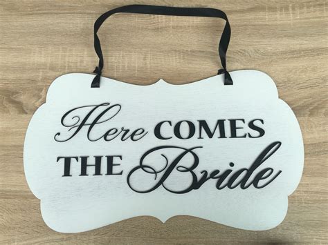 Here Comes The Bride Wooden Sign Dydx Bride Bridestory