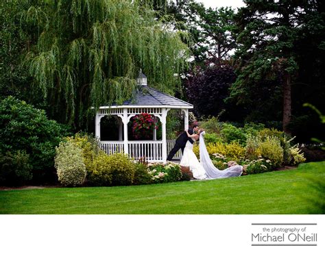 Best East Wind Inn Estate Cottage Wedding Photographer Michael Oneill
