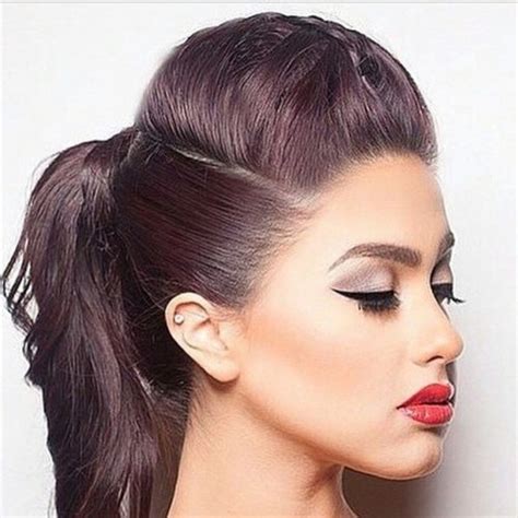 قصة الفراولة للشعر القصير والطويل لتبدو أصغر سنا البوابة. تسريحات بف مرفوعه , قصات شعر لزفافك و مناسبتك - تسريحات شعرك