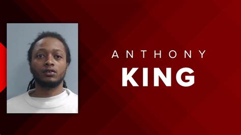 Kentucky Authorities Search For Suspect In Lexington Shooting