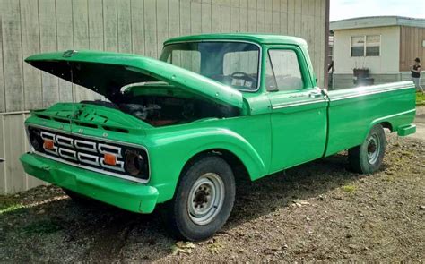 1964 Ford F350 Barn Finds
