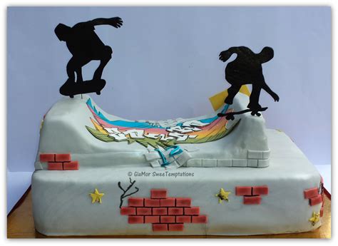 Glamor Sweetemptations Skateboard Cake