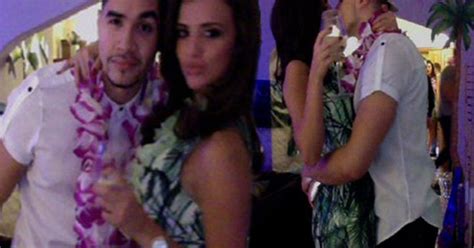 Louis Smith And Lucy Mecklenburgh Cant Stop Kissing Share Stream Of Intimate Snaps From New