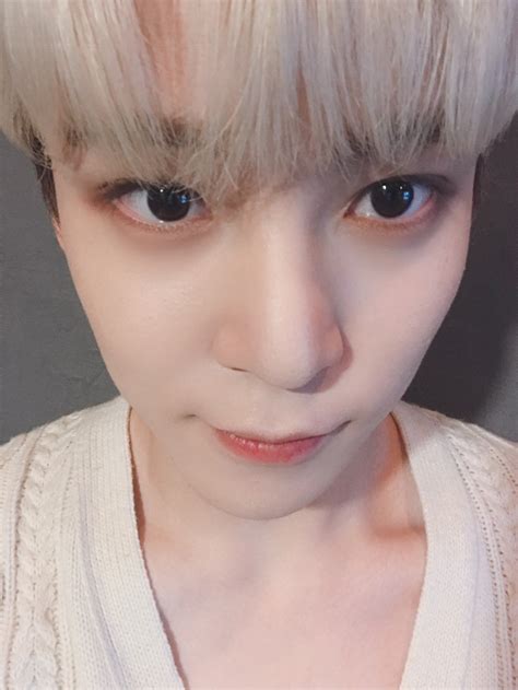 ATEEZ 에이티즈 on Twitter Miss your face Jeong yun ho I miss your face