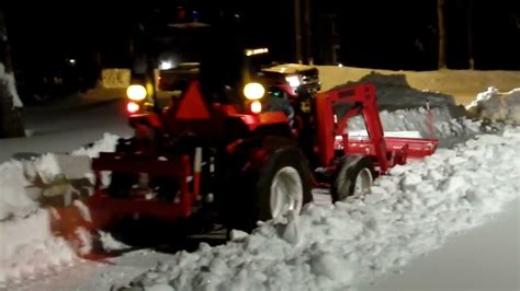 Mahindra 2615 Plowing Snow Blizzard 2016 Pt6 Youtube