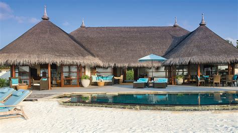 Four Seasons Resort Maldives At Kuda Huraa Pur Touristik