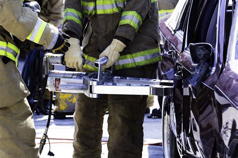 The device fits on the hand like a glove. Watch the 'Jaws of Life' In Action Save an Injured ...