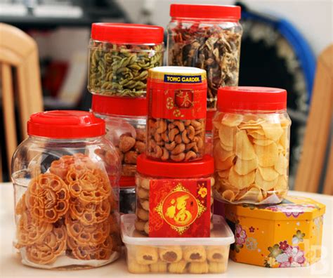 Why do chinese new year dates change every year? 12 Snacks We All End up Eating During Chinese New Year (No ...