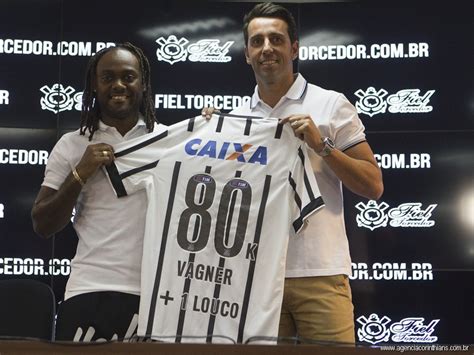 No mesmo dia, vágner love foi apresentado como camisa 9 do monaco. Vagner Love é apresentado, ganha camisa 80 e elogia a ...