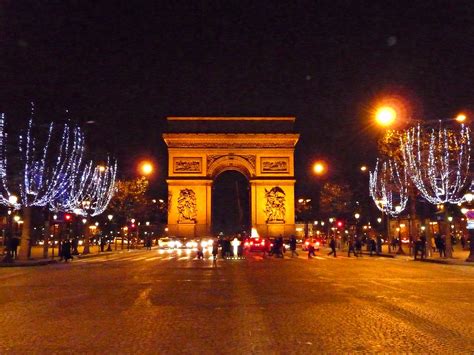 Arc De Triomphe By Night Paris A Photo On Flickriver