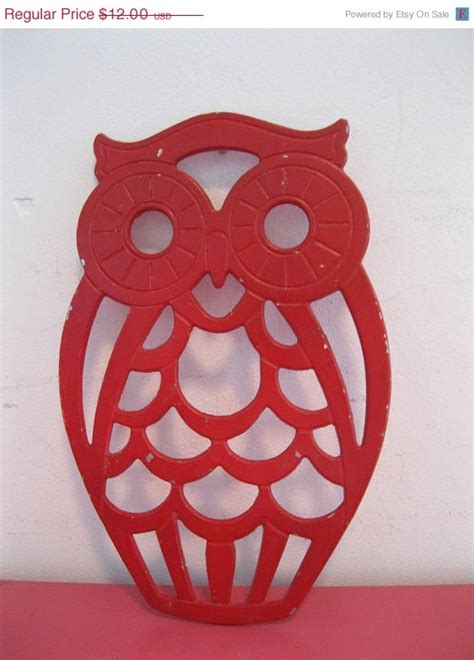 Vintage Owl Trivet For Your Red Kitchen Etsy Vintage Owl Owl Owl Kitchen