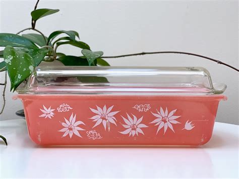 Agee Crown Pyrex Flannel Flowers In Rose Oblong Etsy
